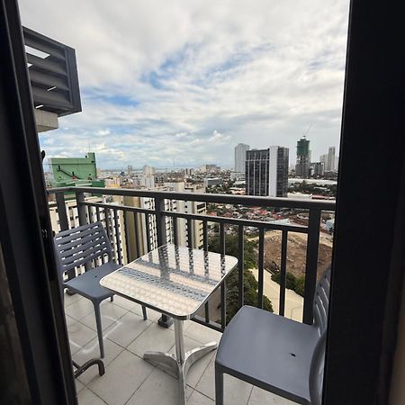 Arlowes At 20F Grand Residences Себу Экстерьер фото