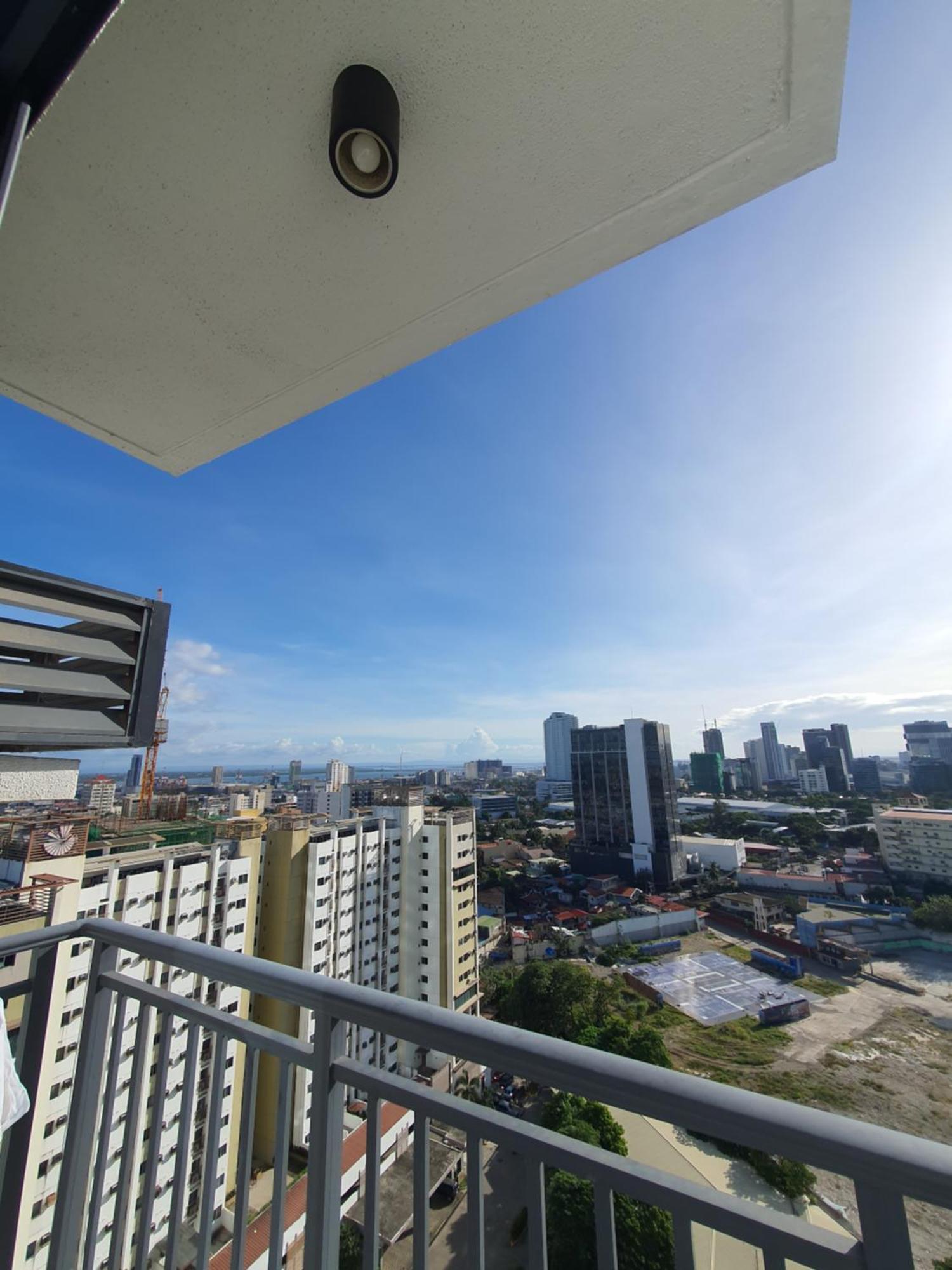 Arlowes At 20F Grand Residences Себу Экстерьер фото