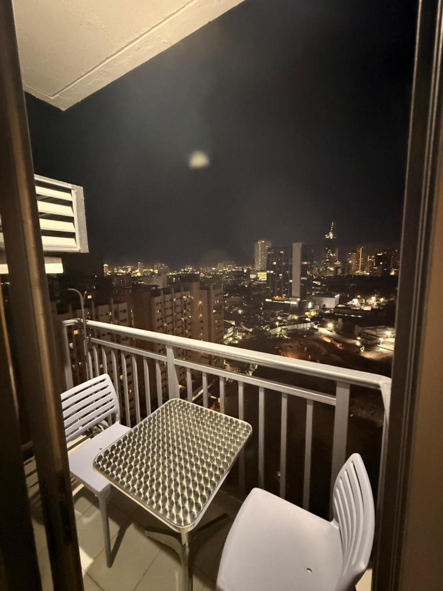 Arlowes At 20F Grand Residences Себу Экстерьер фото